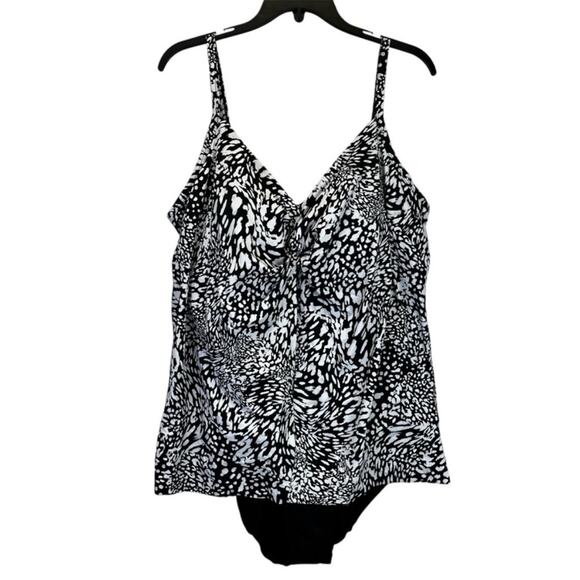Swim Solutions Printed Flyaway Fauxkini One piece black white - 18W - Picture 3 of 14